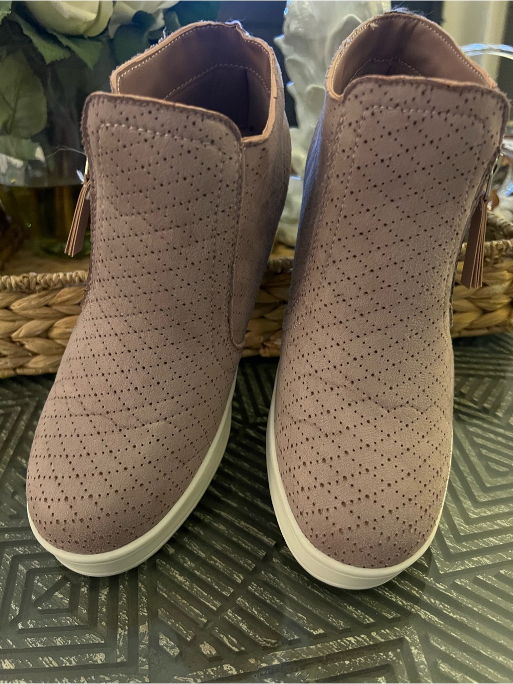 Serra Mauve Perforated Wedge Sneakers size 8